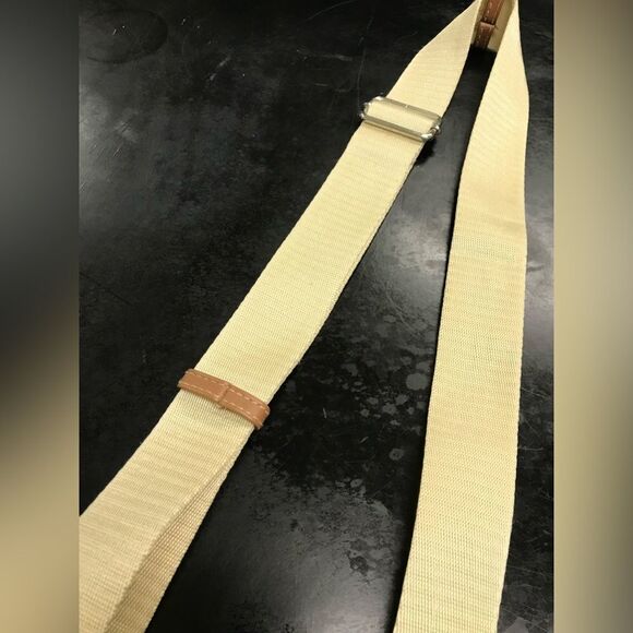 Lily Bloom Crossbody Bag - Picture 4 of 12